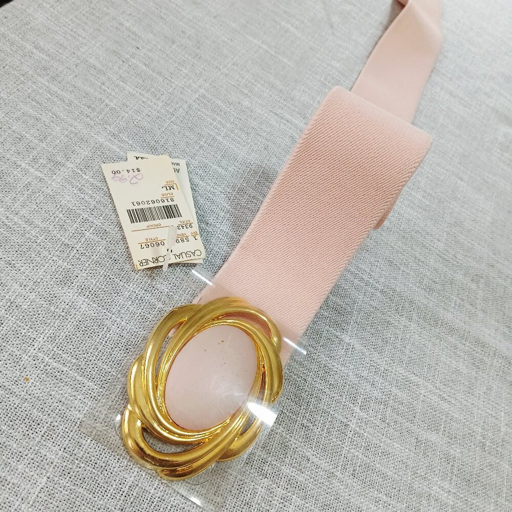 Vintage 1990's Nan Lewis M/L Pink Stretchy Belt with Large Gold Tone Oval Buckle